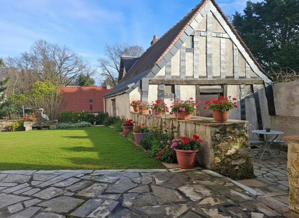 À vendre - Maison ancienne, 7 pièces située à Joué-lès-Tours (37300)