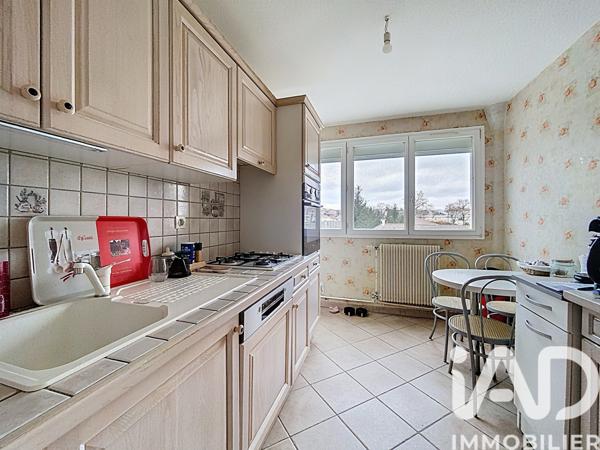 Appartement à vendre 4 pièces 90 m² Grigny