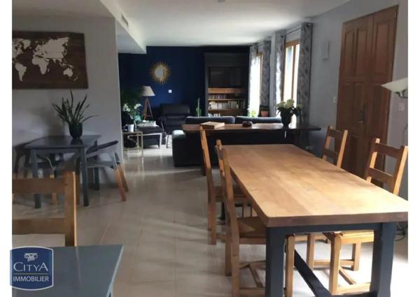 Maison à vendre 9 pièces 240m²