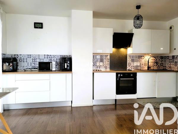 Appartement à vendre 4 pièces 77 m² Carrières-sous-Poissy