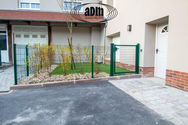 Maison
                                                                                                                                                                                                                                                                                                                        4 pièce(s)                                                                                                                                                                                                          3 chambre(s)                                                                                                                                                                                                          125.27  m²
