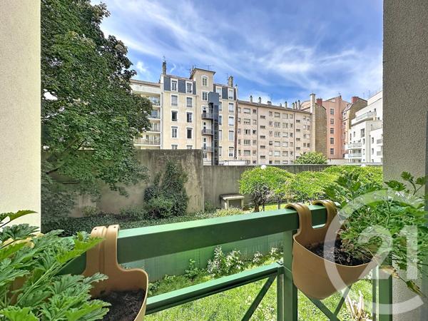 Appartement F4 à vendre  4 pièces - 85 m 2   LYON  - 69003