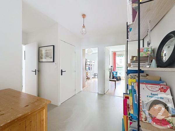 Appartement F4 à vendre  4 pièces - 85 m 2   LYON  - 69003