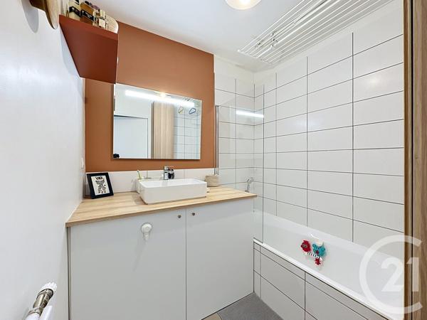 Appartement F4 à vendre  4 pièces - 85 m 2   LYON  - 69003