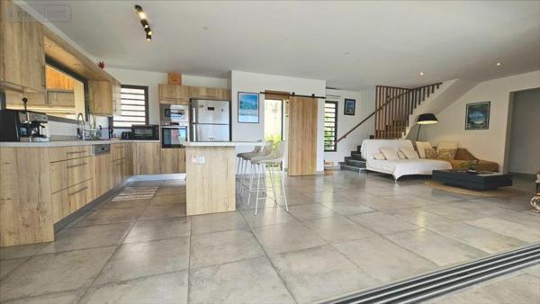 Maison à vendre à Saint-Pierre à la Réunion (97410), ref : 40957