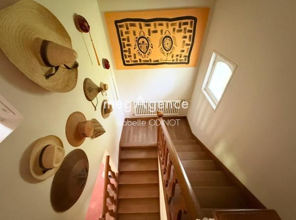 Maison à Thoiry, 78770 - 8 pièces 233m²