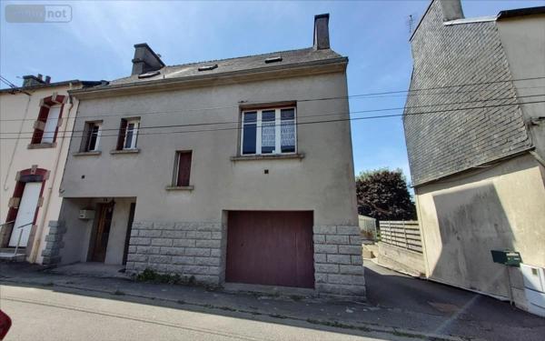 Maison individuelle à vendre à Carhaix-Plouguer dans le Finistère (29270), ref : 29066-1083584