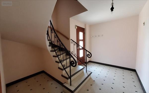 Maison individuelle à vendre à Carhaix-Plouguer dans le Finistère (29270), ref : 29066-1083584