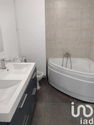 Appartement 3 pièces de 60 m² à Marseille (13011)