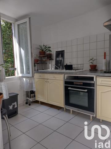 Appartement 3 pièces de 60 m² à Marseille (13011)