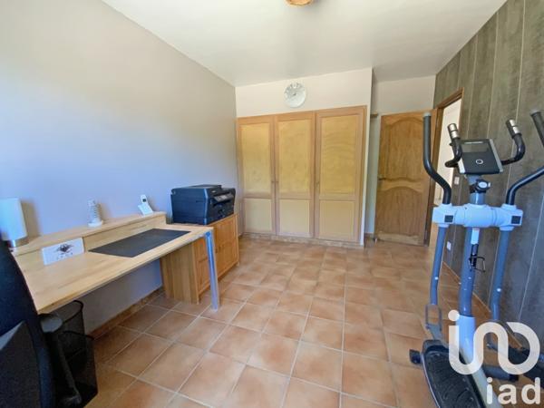 Maison à vendre 5 pièces 147 m² Pourrières