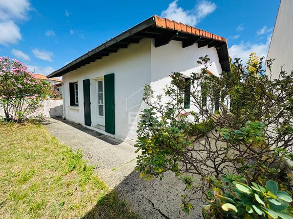 MAISON PLAIN-PIED CENTRE VILLE VAUX SUR MER avec annexe