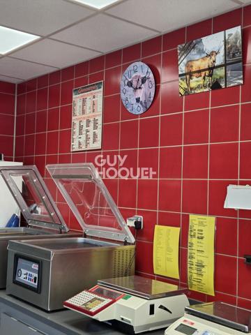 NAUCELLE (AVEYRON) - 160 m2 DE MURS COMMERCIAUX AVEC VITRINES QUI N'ATTENDENT QUE VOTRE TALENT