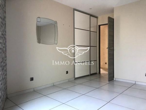 Local professionnel 54 m2