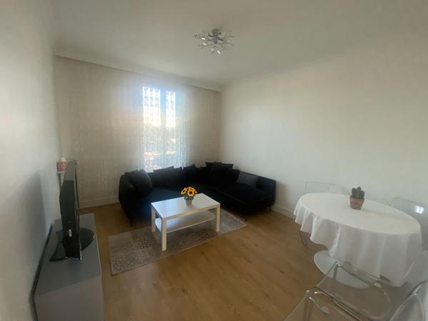 Appartement Le Bourget 3 pièce(s) 53.56 m2