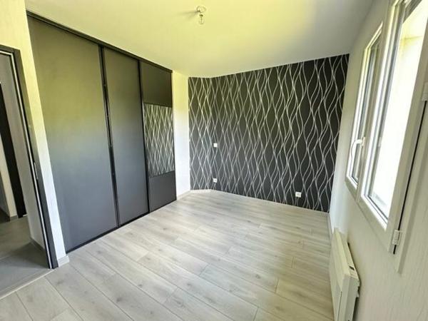 Maison à louer    3 pièces •  Bonnac-la-Côte