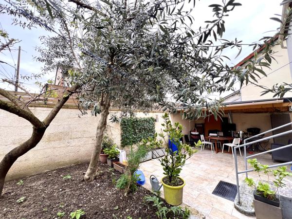 Drancy (93700) Maison proche RER B et futur métro