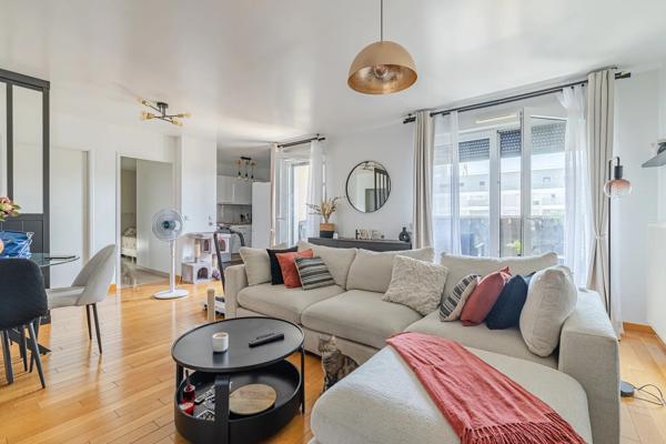 Appartement
         4 pièces
        - 81 m² Exclusivité 295 000 € *