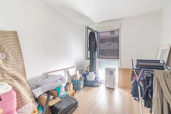 Appartement
         4 pièces
        - 81 m² Exclusivité 295 000 € *