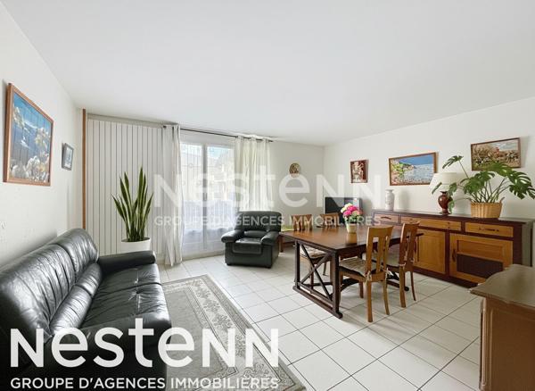 Appartement Montigny Le Bretonneux 3 pièces 67 m² avec une place de parking.