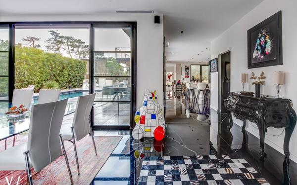 Maison à vendre    4 pièces • 245 m2 Anglet