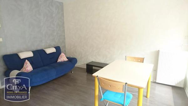 Appartement à louer 2 pièces 46.89m² Valenciennes (59300)