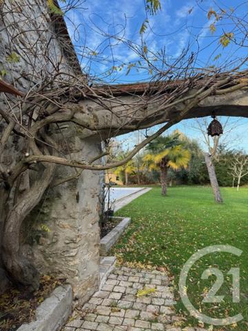 Maison à vendre  11 pièces - 249,09 m2 PRINGY - 77