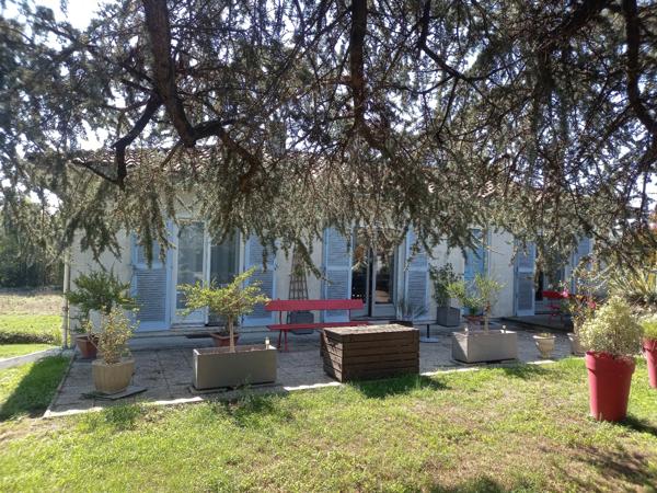 Saint-Aigulin (17360) aux portes de la Gironde et de la Dordogne