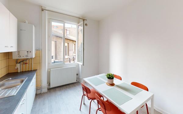 Appartement à louer    1 pièce • 39,15 m2 Saint-Étienne