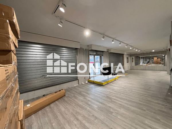 À vendre Local commercial 480 m² - Digne-les-bains 04000