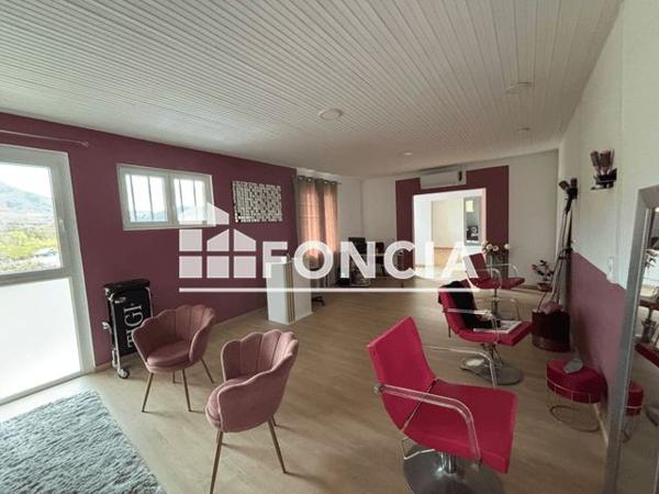 À vendre Local commercial 480 m² - Digne-les-bains 04000