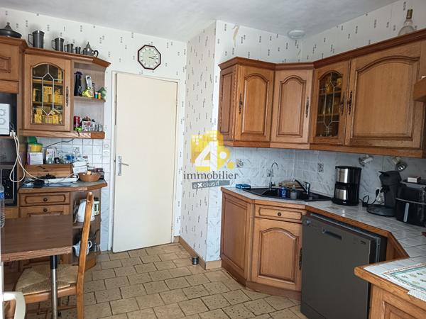 Maison - 6 pièces - 90 m²