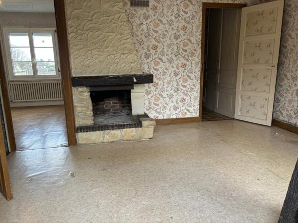 Maison à vendre à Saint-Calais dans la Sarthe (72120), ref : 101/1933