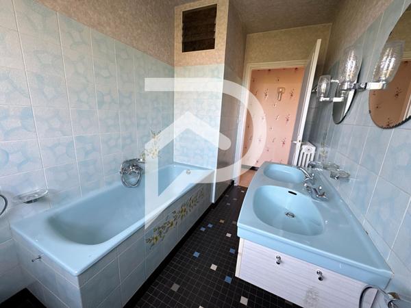 Maison 6 pièces 138.99 m2