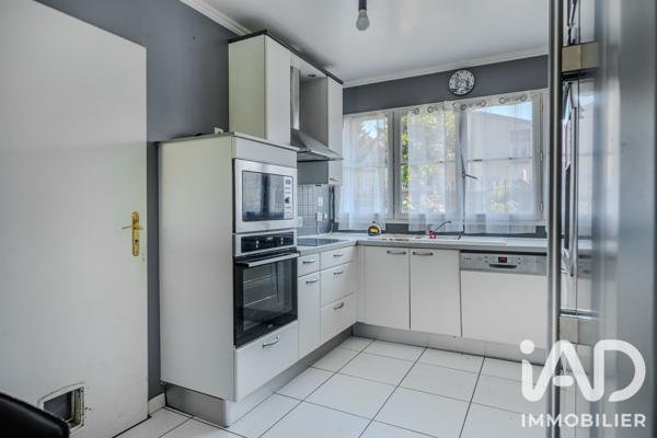 Maison à vendre 6 pièces 119 m² Carrières-sur-Seine