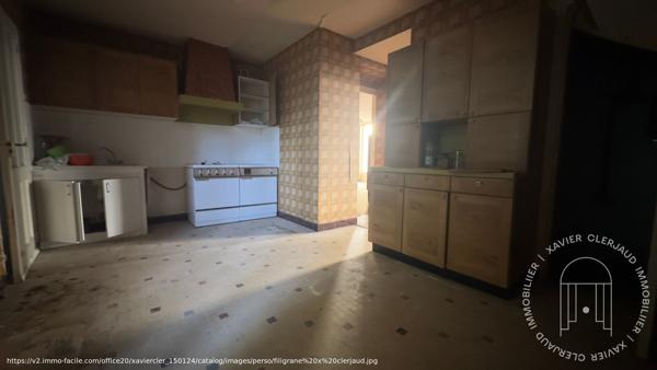 Maison Nueil Les Aubiers 5 pièce(s) 121.37 m2 , Nueil les aubiers