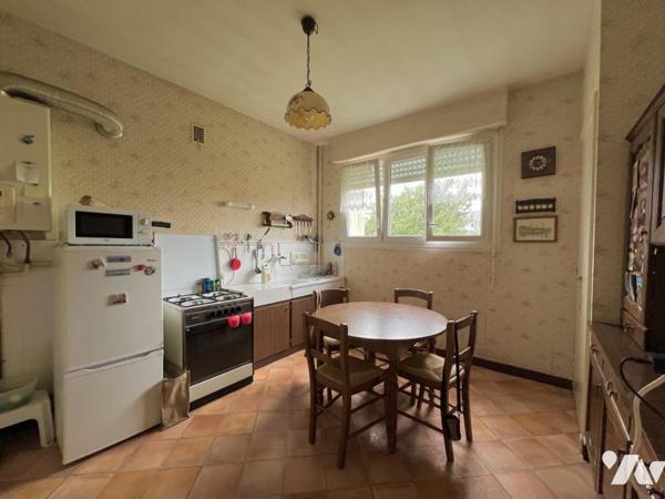 Quartier Carnel - grande maison avec possibilité de faire 3 appartements 