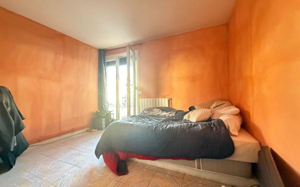 Maison à vendre    5 pièces •  Miramas