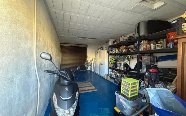 Maison à vendre    5 pièces •  Miramas