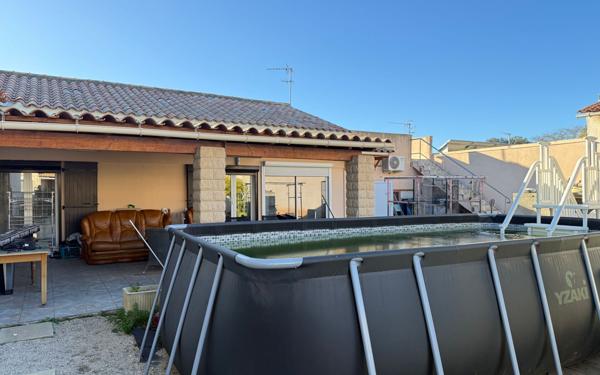 Maison à vendre    5 pièces •  Miramas