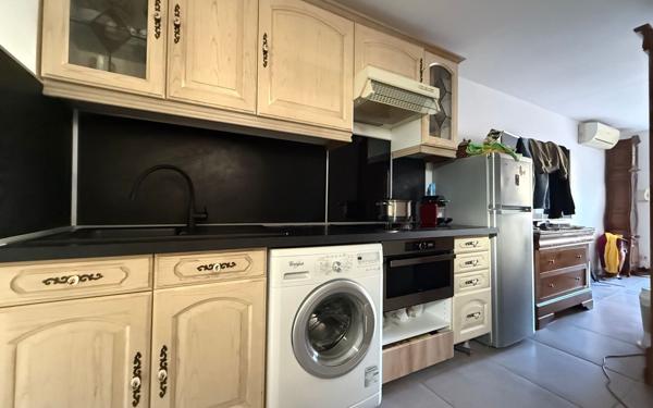 Maison à vendre    5 pièces •  Miramas