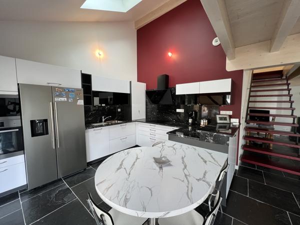 Appartement 5 pièces - 131 m² Exclusivité efficity