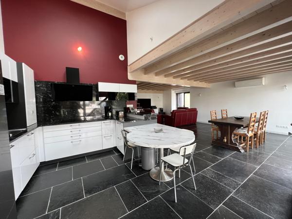 Appartement 5 pièces - 131 m² Exclusivité efficity