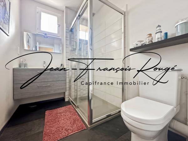 Exclusivité à Agneaux, maison rénovée de 105 m² avec cinq chambres !!!