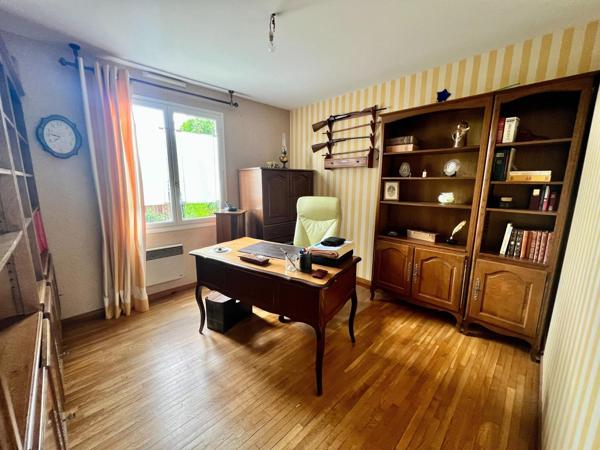 Charmante maison de plain pied, 3 chambres et son jardin clos de 550 m²