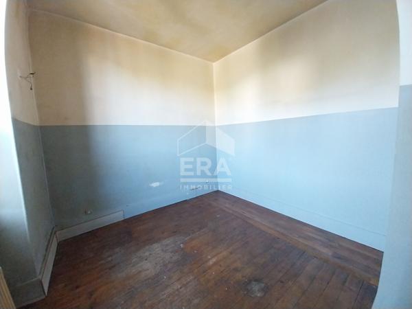 Maison à vendre T9 - BLOIS - Proche gare, demeure familiale avec jardin, vue sur Loire, remises et dépendance