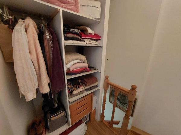 VILLA CONTEMPORAINE RECENTE AVEC PISCINE