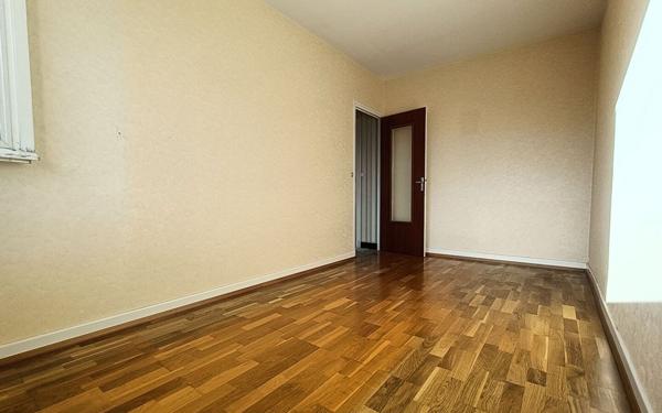 Maison à louer    4 pièces •  Decize