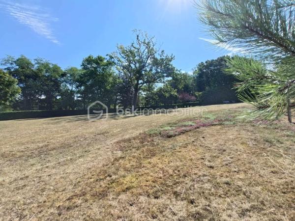 Terrain de 3 629 m²