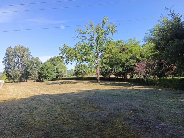 Terrain de 3 629 m²